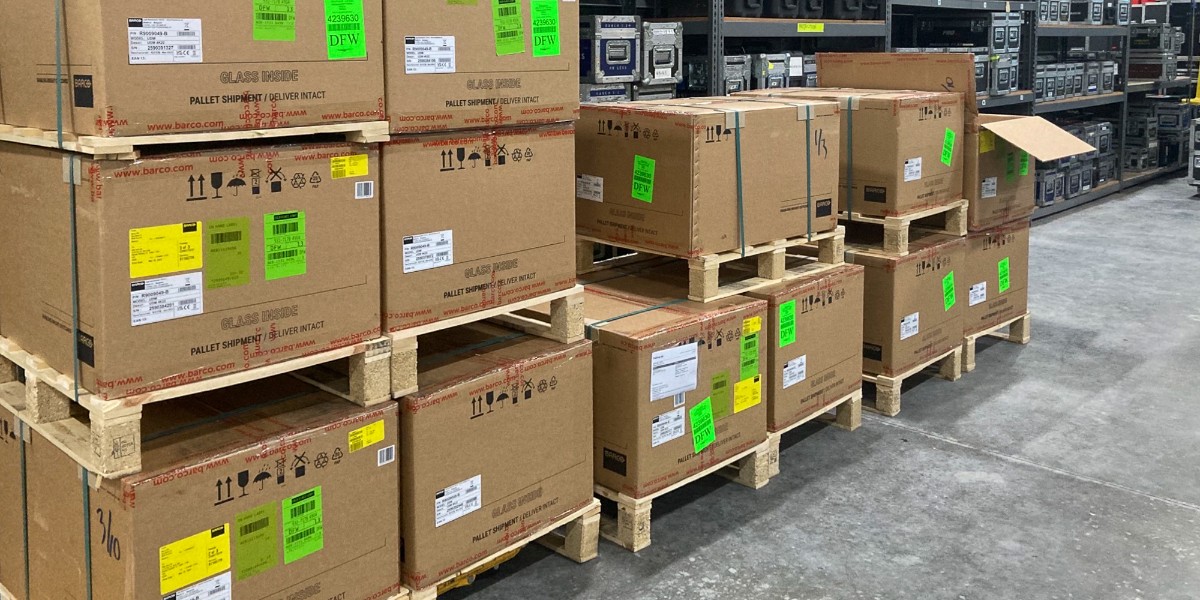 PRGlive's tweet photo. Thrilled to announce our latest investment -- the new @Barco UDM-4K22 DLP Projector. As the lightest 22K laser #projector available, it's effortless to transport &amp; set up for any event. Enjoy high-quality projection w/o compromising on brightness! #PRGGear #PRG #Barco https://t.co/IiMqdBjaPz