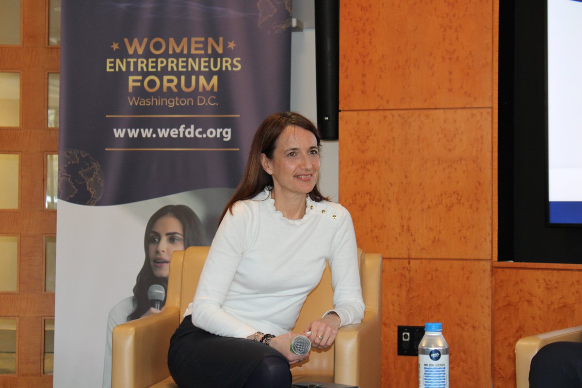 Watch the panel discussion on "Gender, Diversity and Financial Inclusion" at the #WEFDC <a href="/Georgetown/">Georgetown University</a> with #JoseFEtchegoyen #MontserratGanuza @IFC_Org <a href="/WorldBank/">WorldBank</a> and @Yanirebrana @METCommunity <a href="/GeorgetownLatAm/">Georgetown LatAm</a>

🌍youtube.com/watch?v=cfeKBJ…