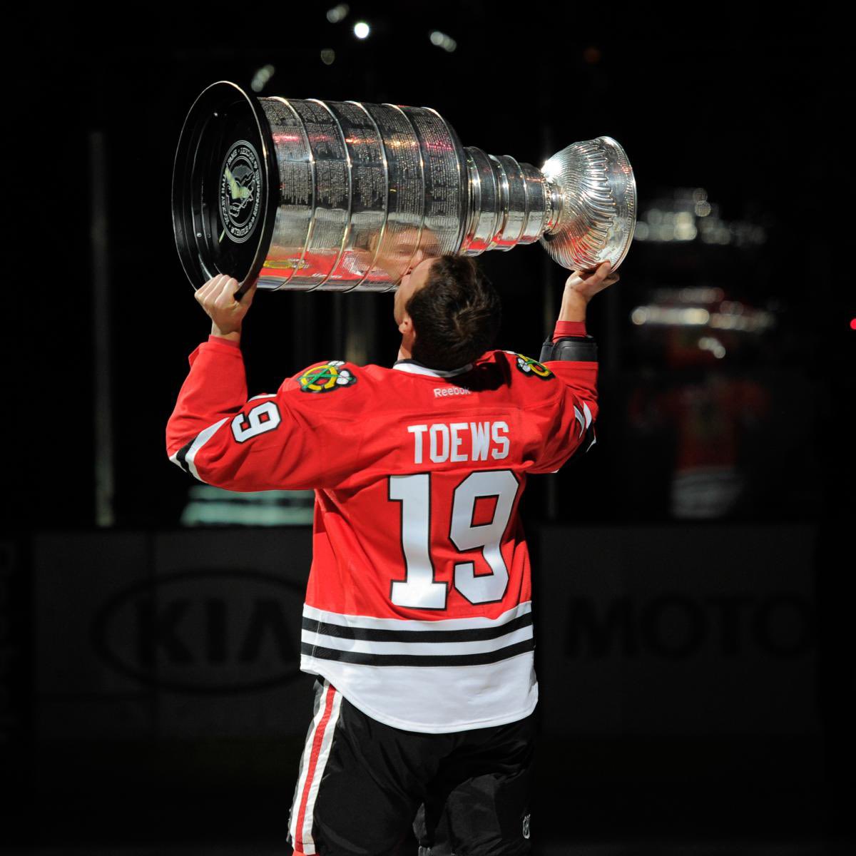 CamLindsey75's tweet photo. @NHLBlackhawks @2ndCityHockey Forever Chicago’s captain  ❤️ https://t.co/j4wVGrPQoL