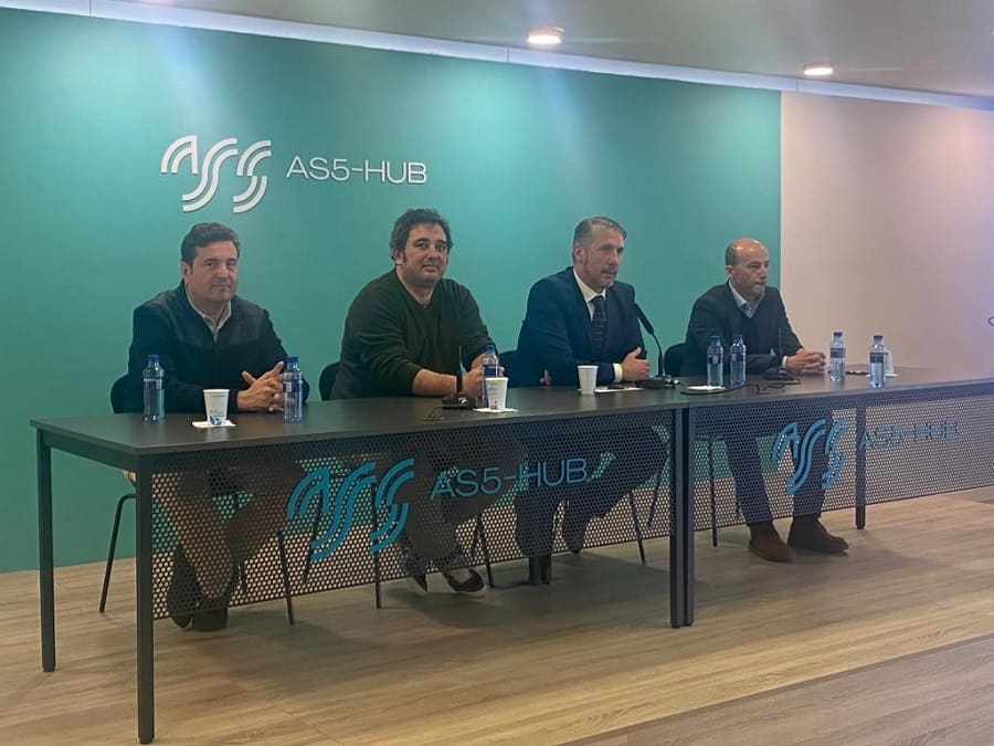 SRPAsturias's tweet photo. ▶️Hoy hemos participado en la jornada "De startup a empresa", organizada por MP Abogados, con @FADE_COMUNICA @bancosantander @ceeiasturias y @SCTAsturias
▶️Muy interesante (¡y divertida!) la mesa con #Galeotech y dos empresas de nuestra comunidad: @OkticketApp y #Dropsens 👏👏👏 https://t.co/hNw7jK9ets