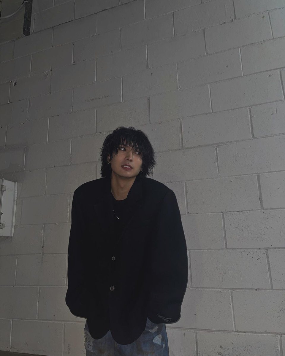 quokkahui's tweet photo. genuinely what the fuck adachi yuto https://t.co/RdGhnR50pE