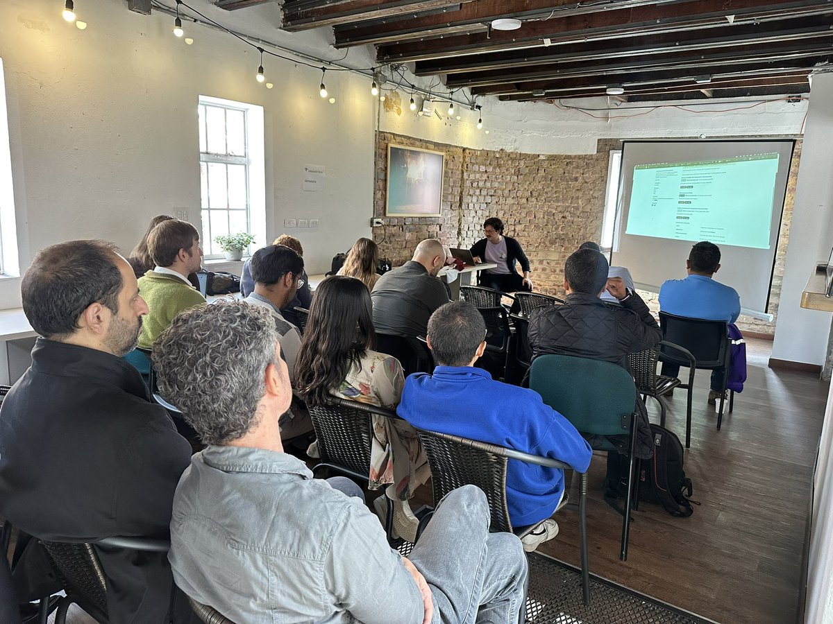 AndreaMariaNM's tweet photo. En el 2do día de la jornada ‘El rol de los datos y la tecnología en al formulación de políticas públicas informadas, inclusivas y sostenibles para America Laguna y el Caribe’, estamos con los equipos del #MobilityDataHub en un taller con @Datasketch @jpmarindiaz #TUMIData https://t.co/Eb0RCzyPbU