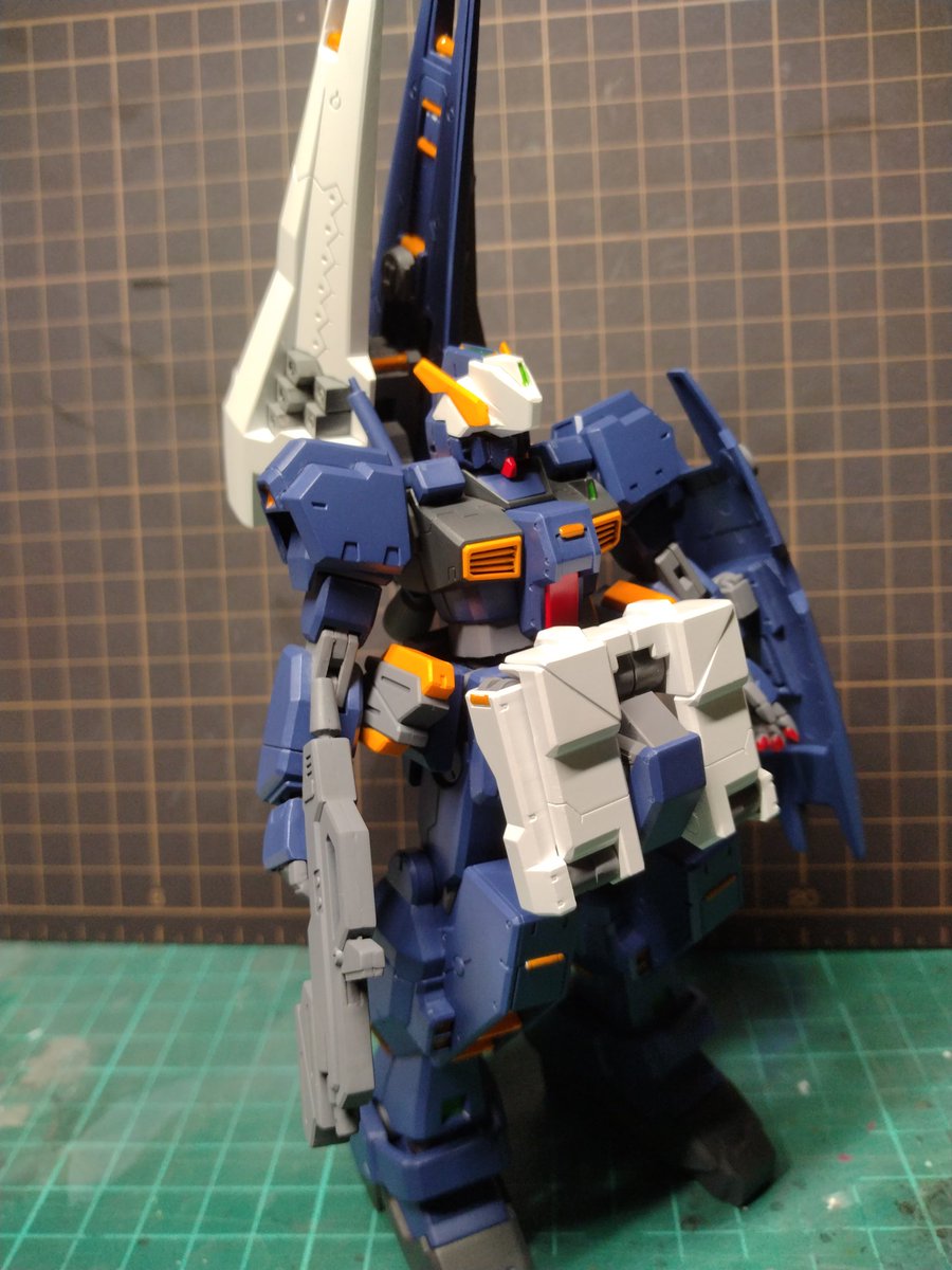 Buki8's tweet photo. あとデカールとトップコート!
#ガンプラ好きと繋がりたい #AOZ #advancedhazel https://t.co/ZkVdXdCPlm