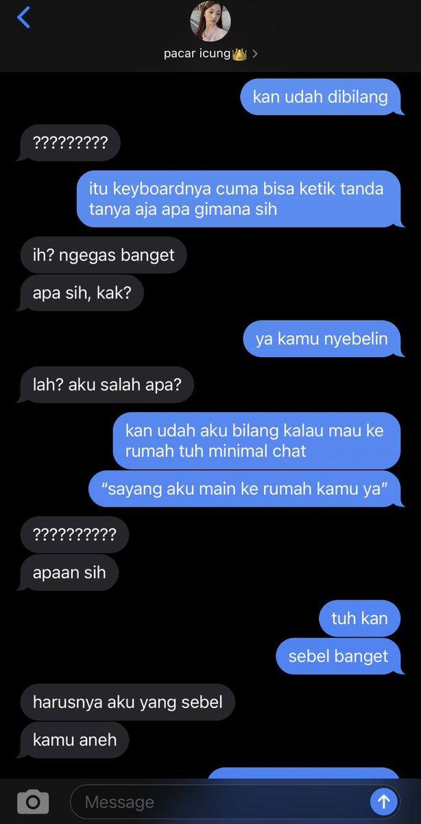 inmyleabrary's tweet photo. LDR—edisi pulang kampung
; #vickyandy one tweet au
written by lea https://t.co/4p2e64zLeW