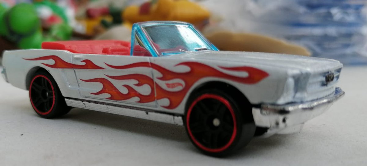 kaiserSanchez4's tweet photo. 65 Mustang Convertible
#65mustang #mustang #convertible #5pk #hotwheels #basico #flamas #musclecar #mattel #usa🇺🇸 #collection #venta #forsale https://t.co/m0Yq5i8Qad