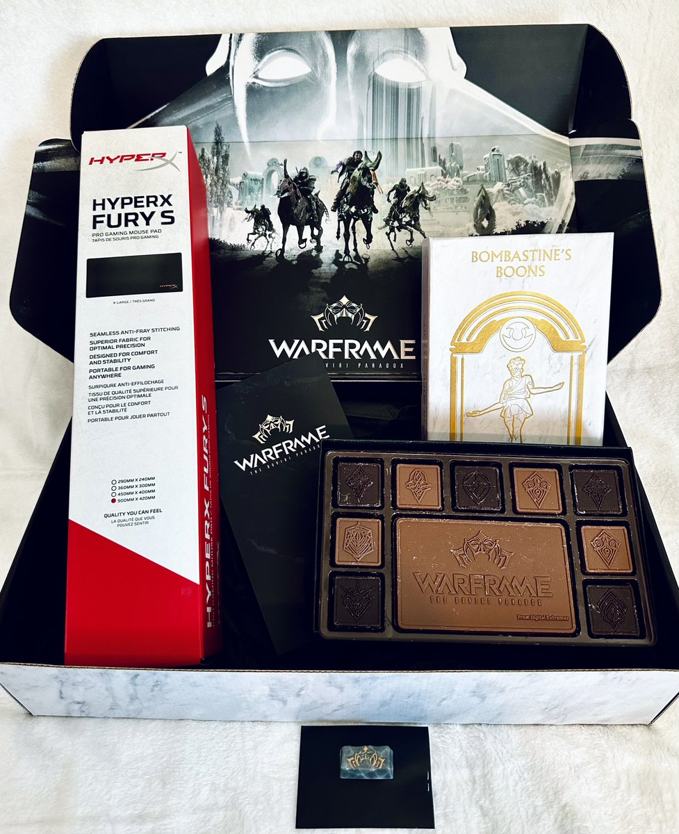 UrLuckyClover7's tweet photo. Thank you so much @PlayWarframe &amp; @HyperX for the gifts!💚🍀

I cannot wait for the launch of The Duviri Paradox on April 26th!!!! https://t.co/0m1PdnC5jj