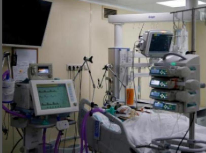 يامعالي وزير الصحة  سلمك الله
<a href="/FahadAlJalajel/">فهد الجلاجل</a>  <a href="/SaudiMOH/">وزارة الصحة السعودية</a> 
المواطن #شحاذه_واتي_الحازمي
منوم على أجهزة التنفس الصناعي في مركز القلب في مدينة عرعر
وأبناؤه يناشدونكم في هذا الشهر الفضيل 
بعلاجه بمركز طبي متقدم في أرض الخير والإنسانية🇸🇦