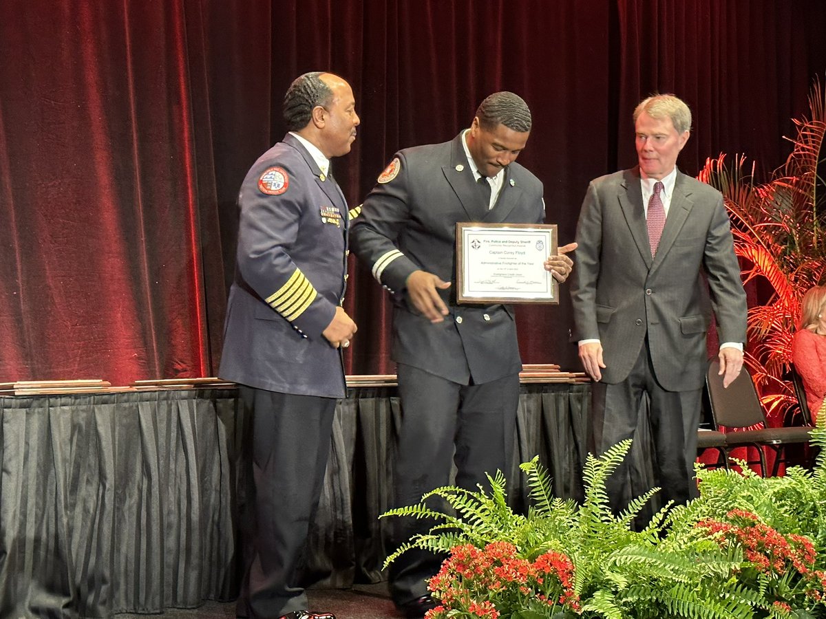 IFD_NEWS's tweet photo. Big Congratulations to Captain Corey Floyd for his selection as the #IFD Administrative Firefighter of the Year @citizensenergy 55th Annual #FPDS Awards #CitizensIndyHeroes 👏🔥🚒 https://t.co/IH1KKWO5g1