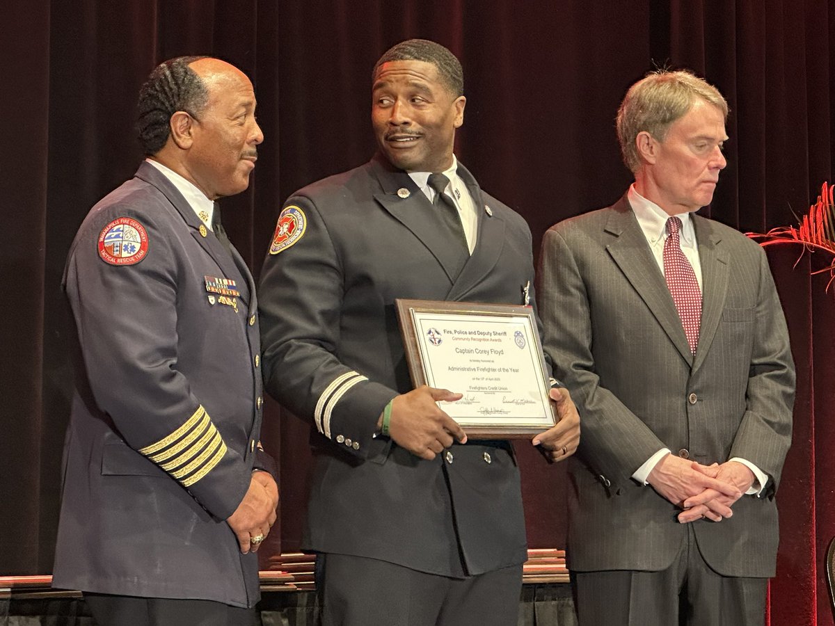 IFD_NEWS's tweet photo. Big Congratulations to Captain Corey Floyd for his selection as the #IFD Administrative Firefighter of the Year @citizensenergy 55th Annual #FPDS Awards #CitizensIndyHeroes 👏🔥🚒 https://t.co/IH1KKWO5g1