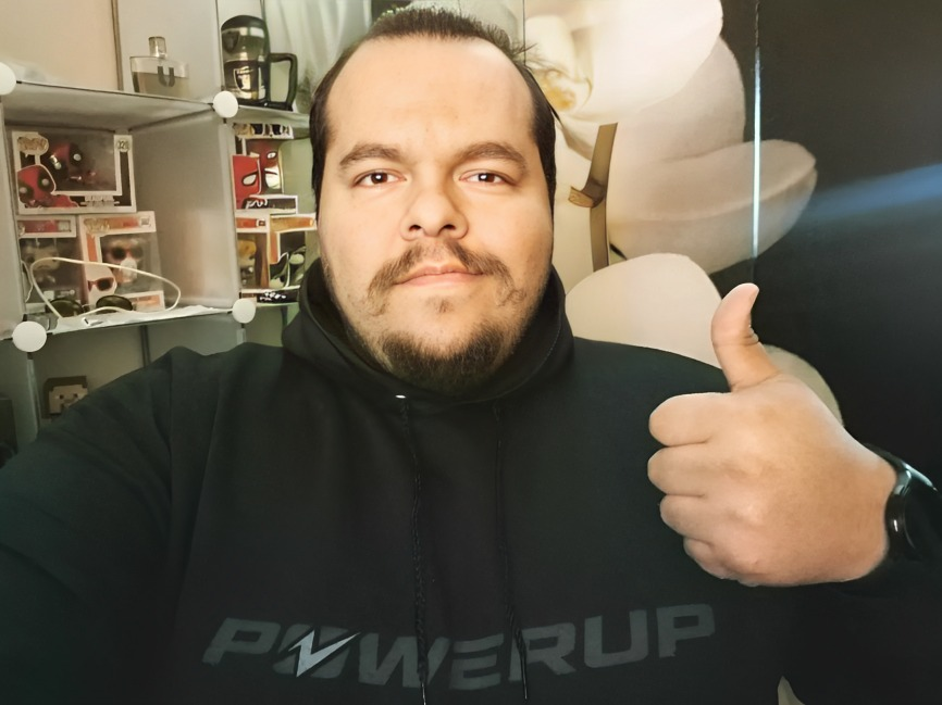 IvanandReuben's tweet photo. Happy Belated Birthday to @reubenandrewri1, one of the co-founders of Take Two with Ivan and Reuben Channel. You're an amazing friend who inspires us to work harder and grow. Here's to another year of adventure and laughter! 🥳 https://t.co/foSOdQqtzk