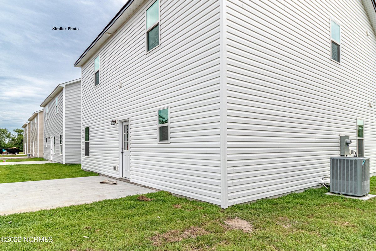 Harrison_Dorn's tweet photo. 🌟 Price drop AND $5,000 closing cost assistance! 🌟

4 bedroom, 2.5 bathroom new construction home in the desirable Richlands area! 
#HarrisonDorn #299900Dollars #308EFranckStreet #RichlandsNC https://t.co/wgxCuimeYe