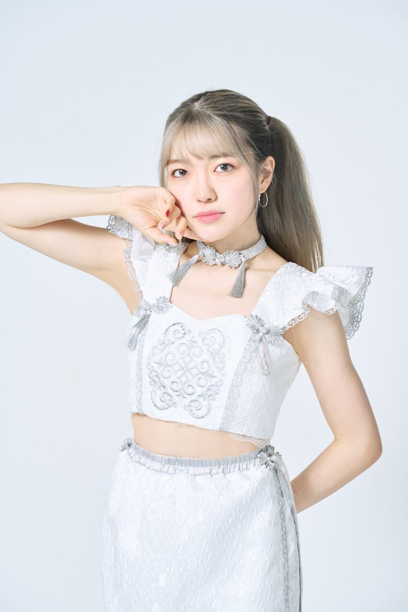 YSGIRL_OFFICIAL's tweet photo. 📺暁夢 番組出演情報📺

【SHAKE UP WALLOP木曜日】
4月20日（木）
時間：受付18:30
開場18:50 開演19:00
会場：WALLOP 3F STUDIO
料金：前売￥2,000 / 当日¥2,500(＋D代)
MC：久保孝真（三拍子）
MC：白岡今日花（Task have Fun）

チケット▽
https://t.co/BackKbGjUW
予約：4/14(金)21:00~ https://t.co/4KBx4Jr44Z
