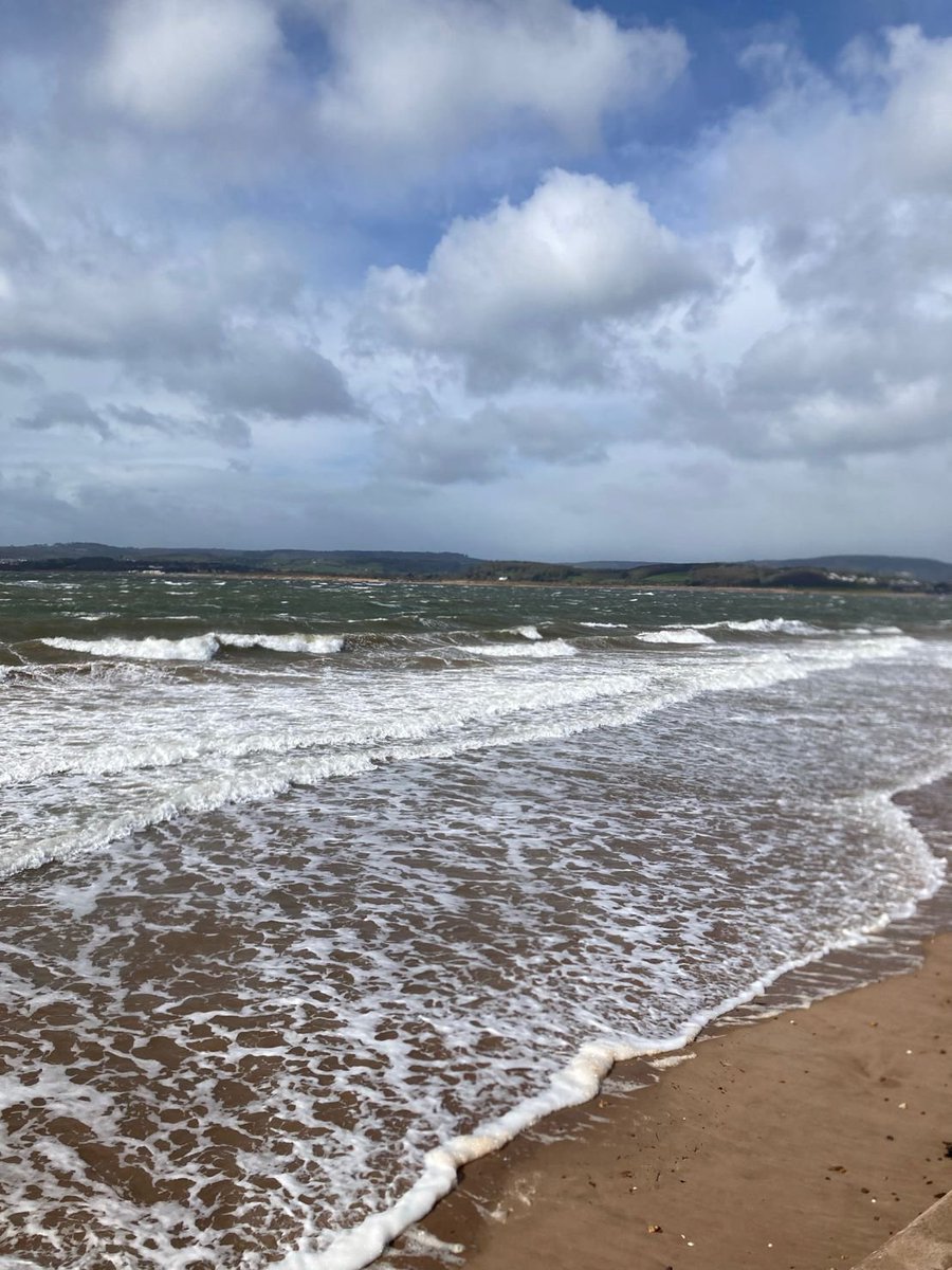 Back to work today after a lovely long (windy!) weekend in Devon😍

#devon #backtowork #Easter #dogsoftwitter #motivepr