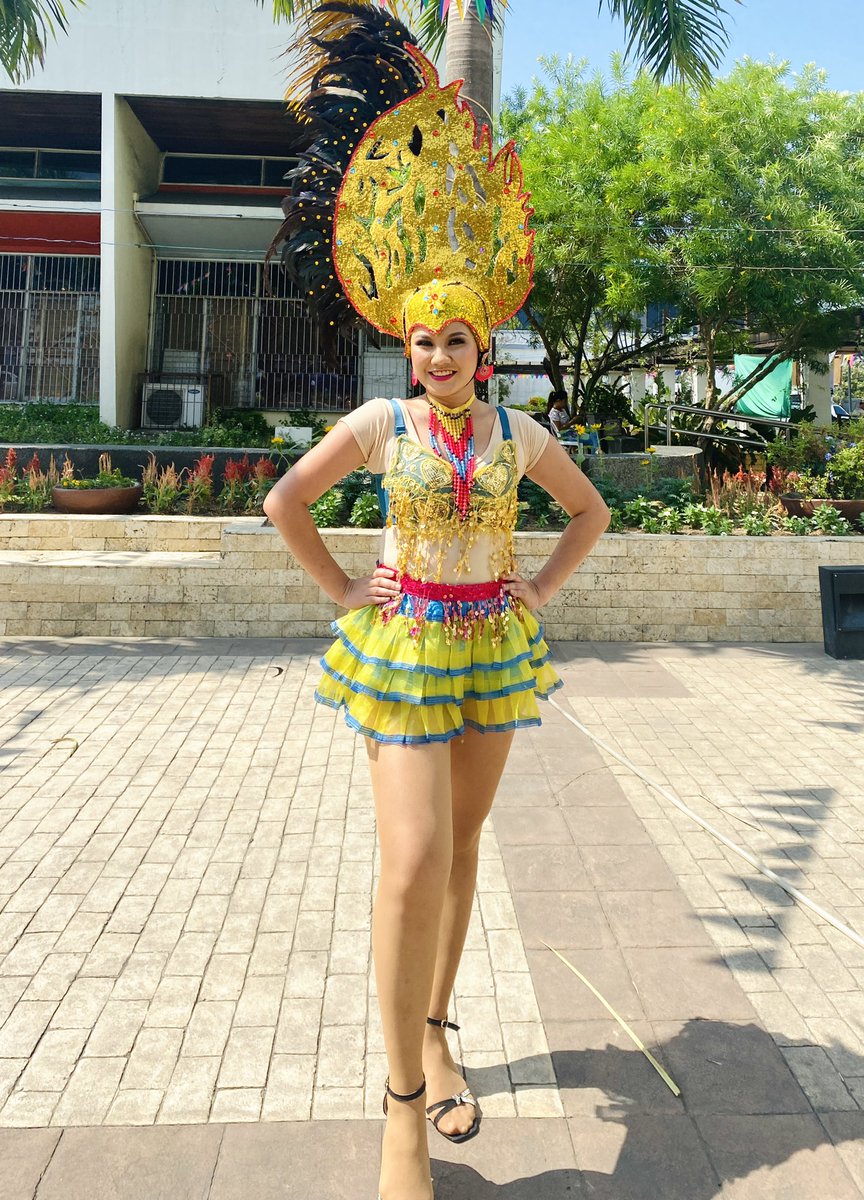 AxleAlfeche18's tweet photo. What a blast thanks God ✨🙏

Brazil🇧🇷✨(Aleosan District Hospital Dancer’s 2023)
Semana sang Iloilo 2023 💚 https://t.co/tDQix9nivf