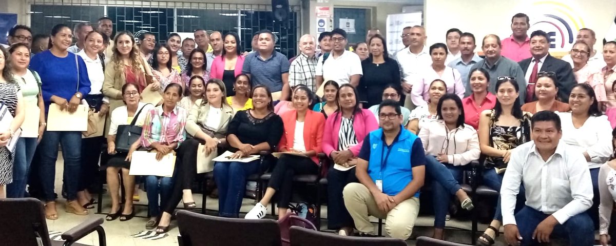 CN_Igualdad's tweet photo. #CNIIenTerritorio | Presentamos los 5 enfoques nacionales de igualdad y no discriminación a las autoridades seccionales electas en #LosRíos, en el marco del taller Gobernanza, Democracia y Descentralización, liderado por @IDDemocracia y  @cnegobec junto a varias instituciones. https://t.co/0vgkR6QogC