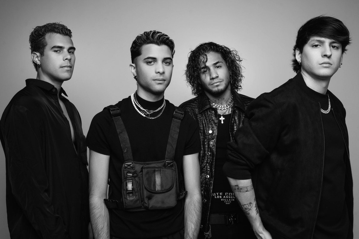 CNCOmusic's tweet photo. Empieza la cuenta regresiva. 🖤 #CNCOUltimaCita https://t.co/bIlXc9ePAw