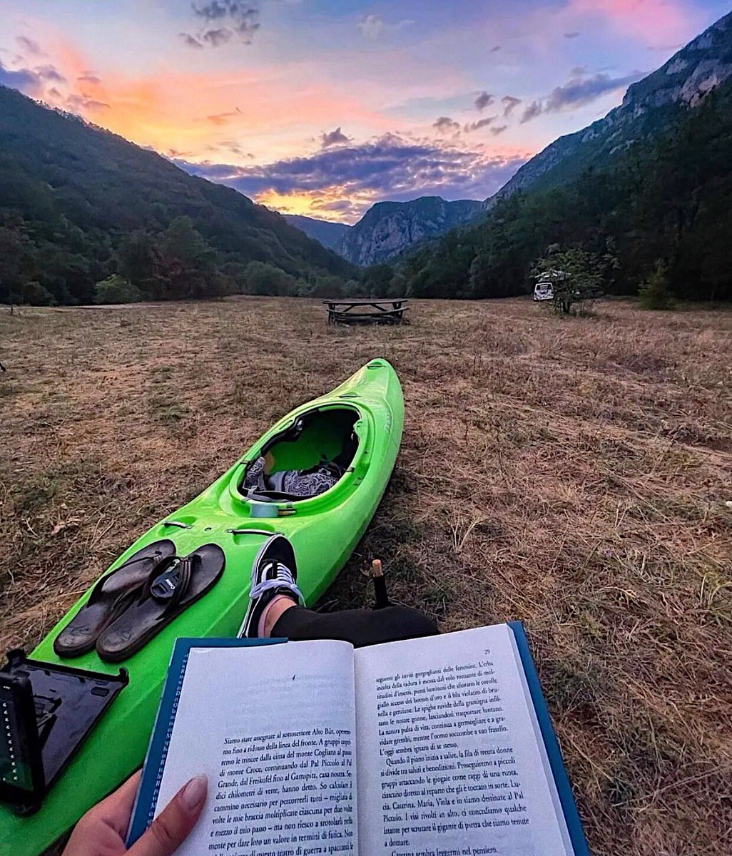 mneluxury's tweet image. Choose your adventure 🍀

✅ Grab ethno village and camp 🏕️ 

#Montenegro #campaing #river #tara #campus #wildbeauty #photography #adventure #vacation #ethnovillage
