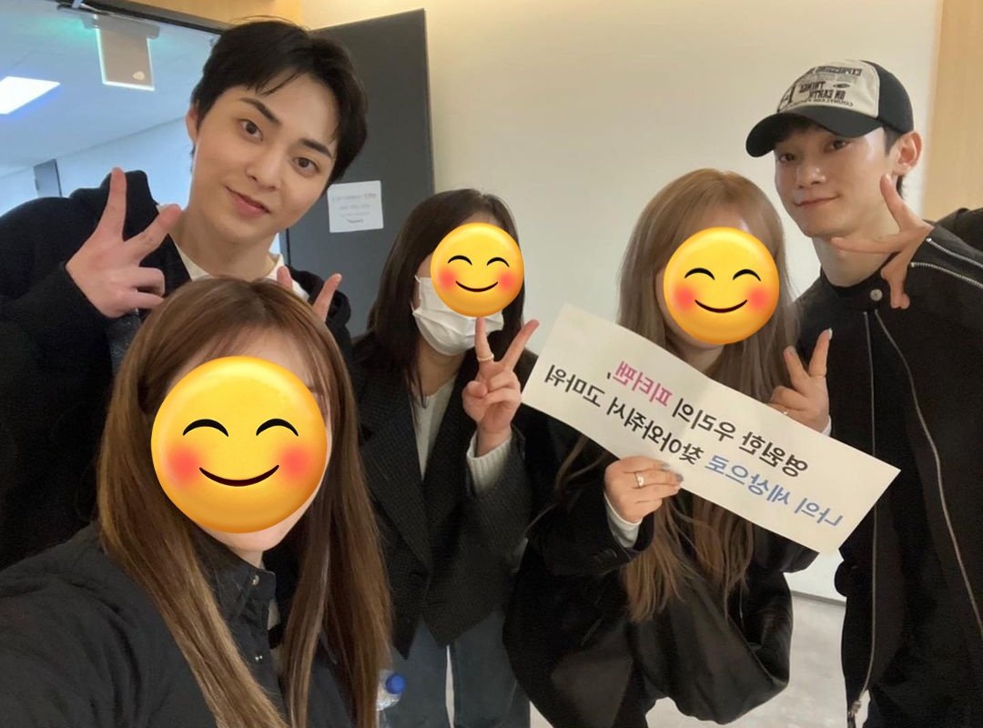 aeribase's tweet photo. ⭐ jangan iri jangan iri😜😜😜 btw ini sama mbak mbak stylist semuaa🤩
 https://t.co/ndb8AHMClL