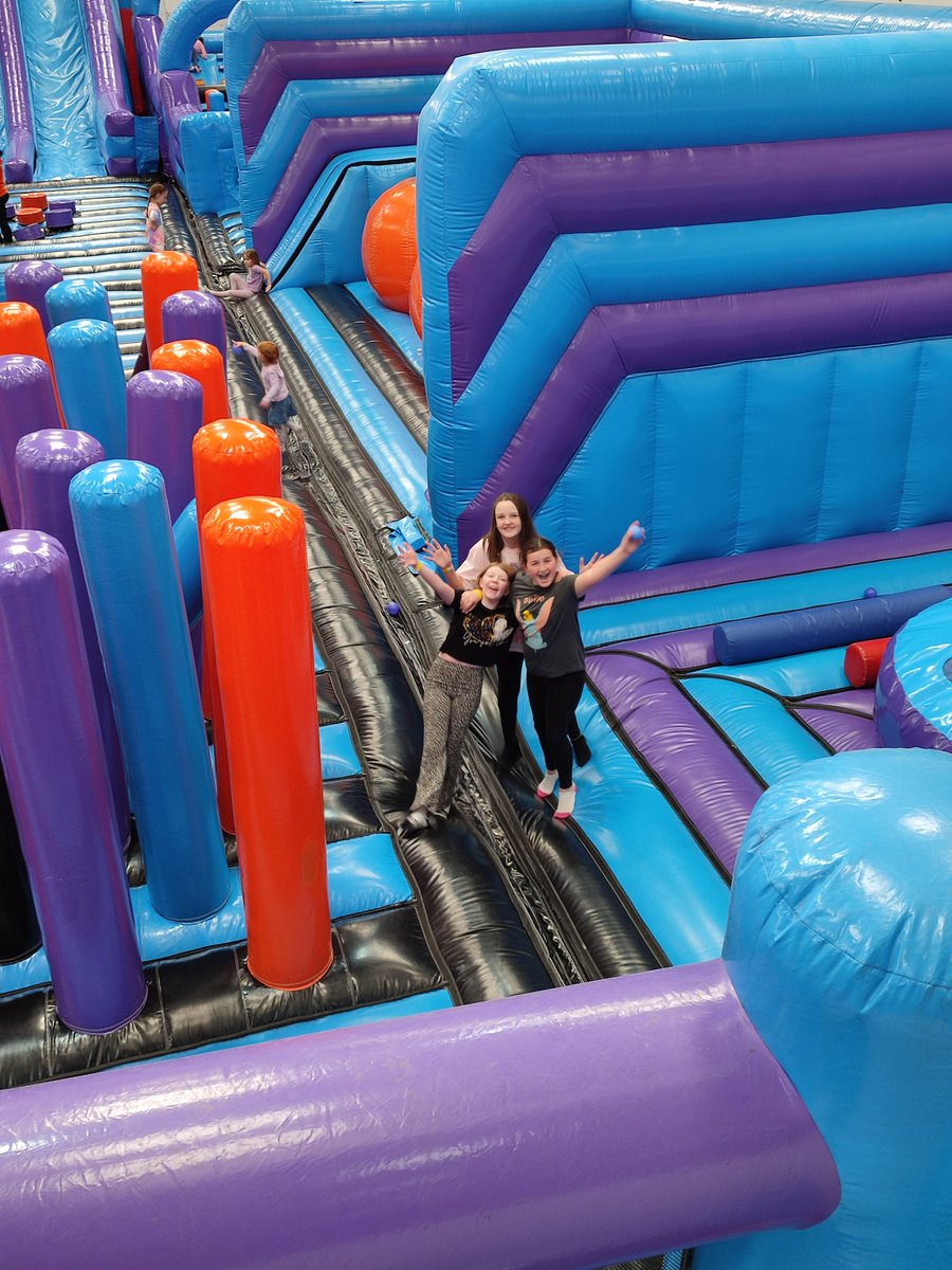 sallyt_85's tweet photo. #hopnation #inflatanation @InflataNation ๐ฐ Easter half term fun with friends ๐ https://t.co/rvZiiUU6Br