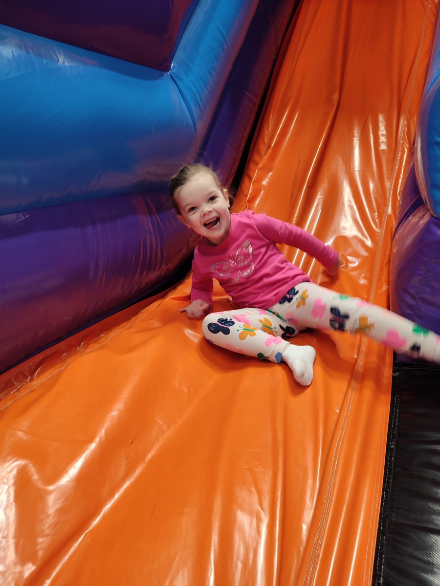 sallyt_85's tweet photo. #hopnation #inflatanation @InflataNation ๐ฐ Easter half term fun with friends ๐ https://t.co/rvZiiUU6Br