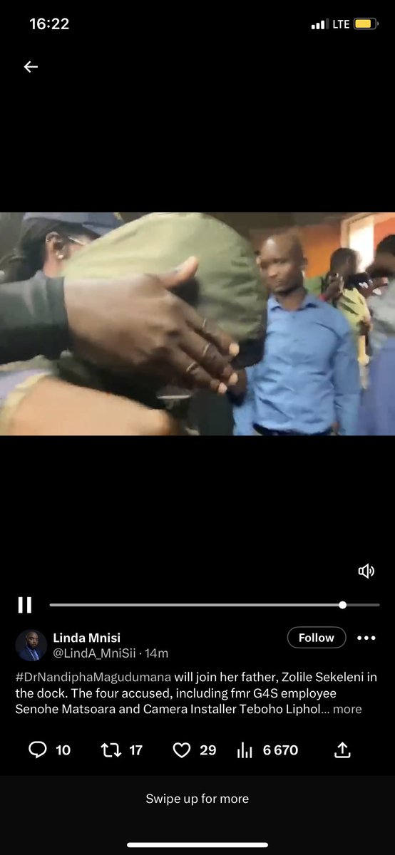 mudzunga_israel's tweet photo. @LindA_MniSii @Newzroom405 🧠: “Lemme hide you, these people don’t know you” https://t.co/17Qj47FU48