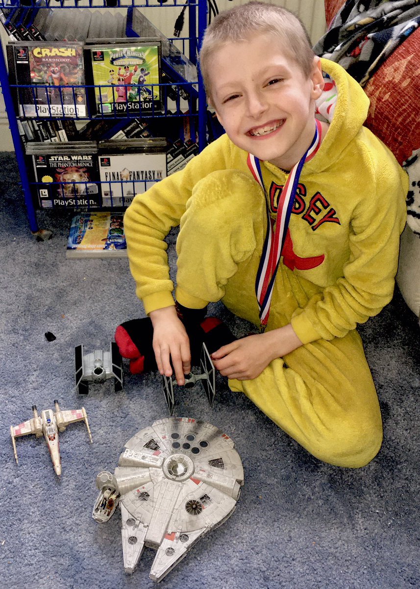 StephanieSermon's tweet photo. Kenzie, playing with his #StarWars #Micro ships (#MillenniumFalcon, #XWing, #TIEFighter &amp; #TIEAdvanced) &amp; the little figures that come with them (#HanSolo, #Chewbacca, #PrincessLeia &amp; #BenKenobi, #LukeSkywalker &amp; #R2D2, #TIEPilot, and #DarthVader), has made me crave #ANewHope! https://t.co/NC254bjCPD
