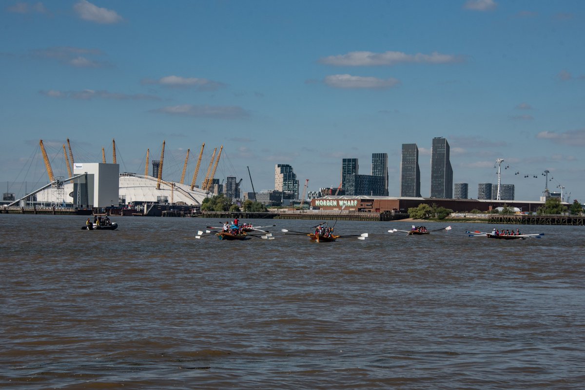 LYRowing's tweet photo. Are you looking for a different way to see the sights of London this summer? 
Or on the hunt for an out-of-the-ordinary team social?
Look no further! #OarsomeChallenge is here &amp; we promise the view from the #RiverThames is unmatched … just like a few of the oars in the photos... https://t.co/cUzYUgi3ww