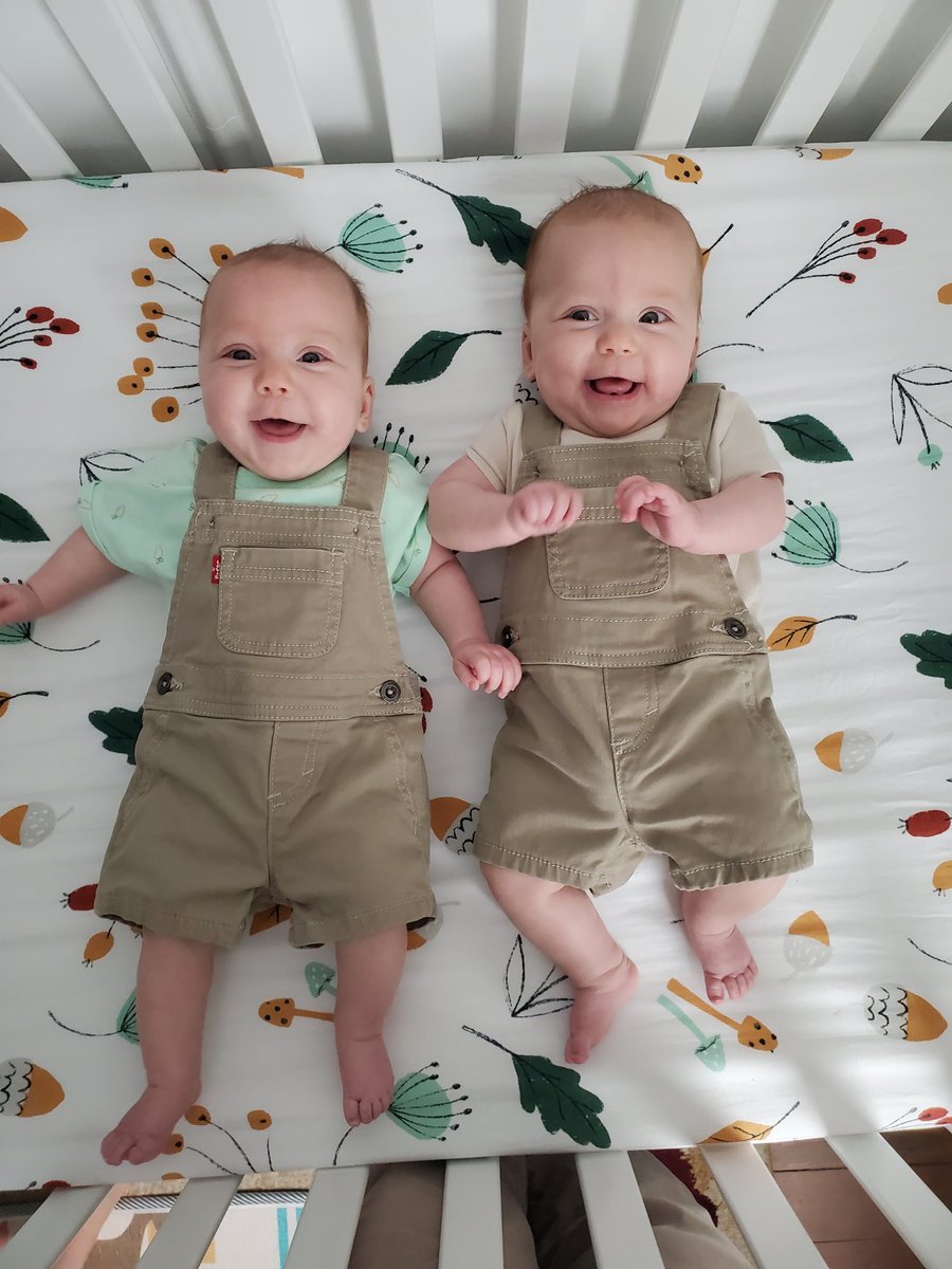 AndyVanThomasMD's tweet photo. Ready for the pediatrician today! https://t.co/V6DBT0kSLB