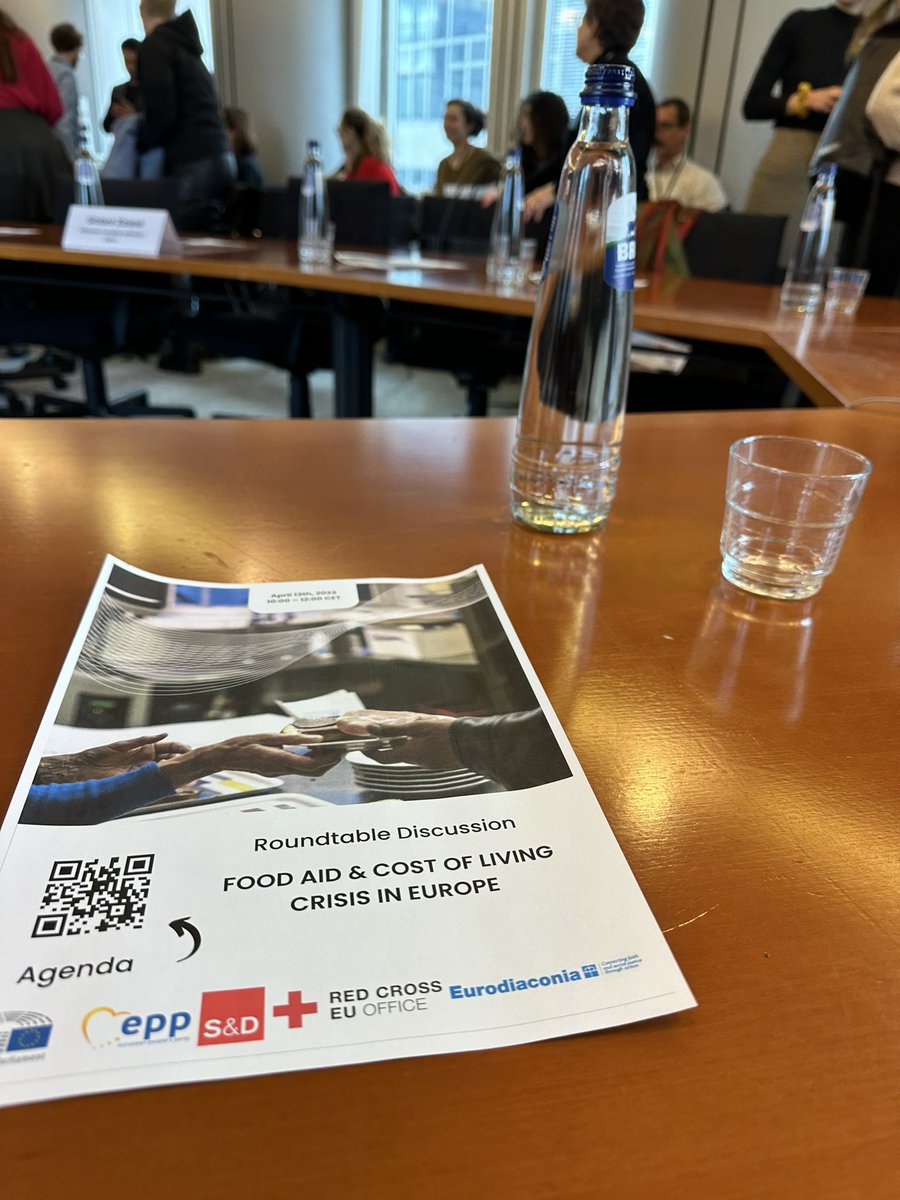 EuroFoodBanks's tweet photo. 🇪🇺 Today the FEBA EU Working Group participated in the Roundtable discussion on Food Aid & Cost-of-living crisis at the European Parliament with @RedCrossEU, @Eurodiaconia and @CaritasEuropa
#WeAreFEBA https://t.co/7jiZ3B1PtY