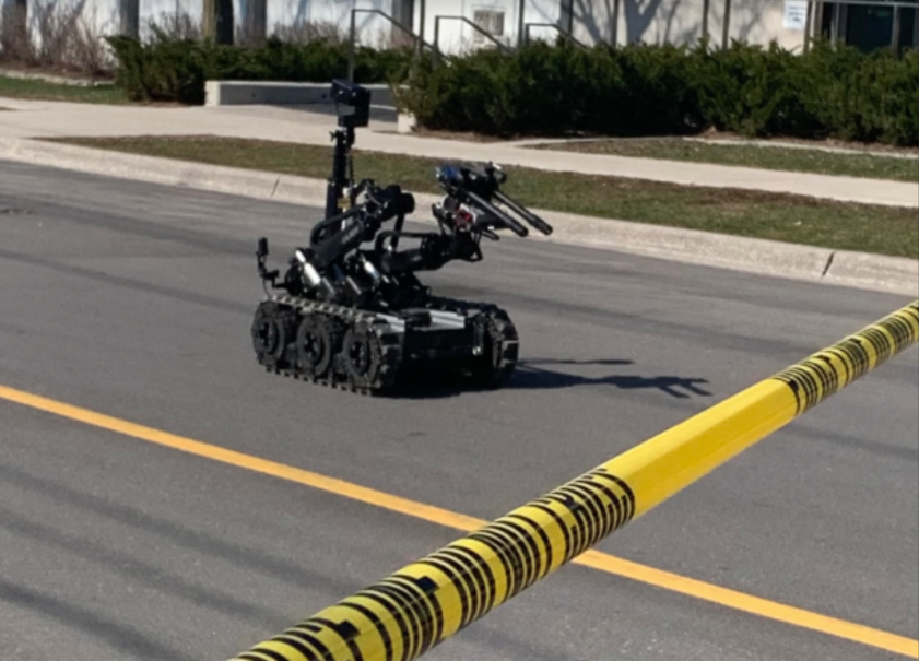 ICORTechnology's tweet image. Bomb disposal unit uses CALIBER® robot to detonate suspicious package in Guelph 

ow.ly/pHj750NI2o9

#caliberrobot #CApolice #bombdisposal #ICOR #bombdisposalrobot #bombrobot #swatrobot #police