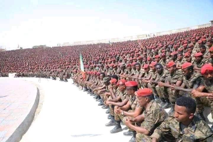 LandUntouched's tweet photo. Ethiopian Militaries, proud of the Country ♥️👈 https://t.co/R2z4pVtNB1