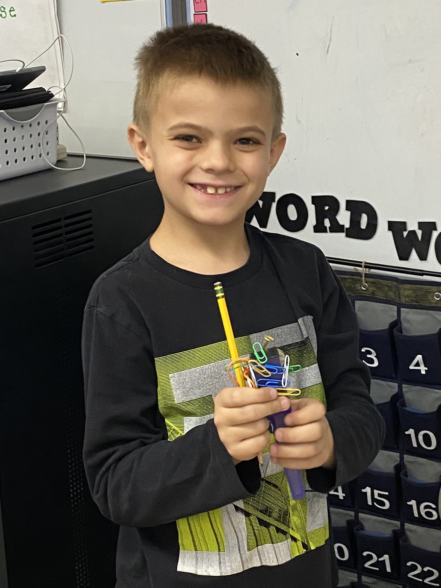 TaboneClassroom's tweet photo. Magnet FUN! #barkercsd https://t.co/BekaTA50Y5