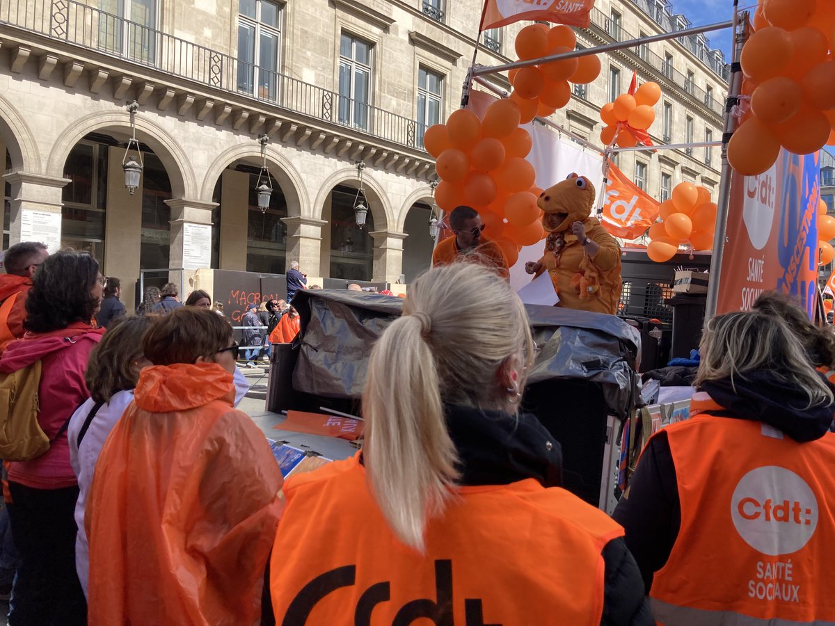 RicordeauYvan's tweet photo. 12e journée, un mouvement contre la #ReformeDesRetraites qui dure depuis plus de 3 mois et qui a mobilisé des millions de personnes.
Ces travailleuses et travailleurs ne passeront pas à la séquence d'après. Il est encore temps de les écouter. https://t.co/HWV0DeLrcm