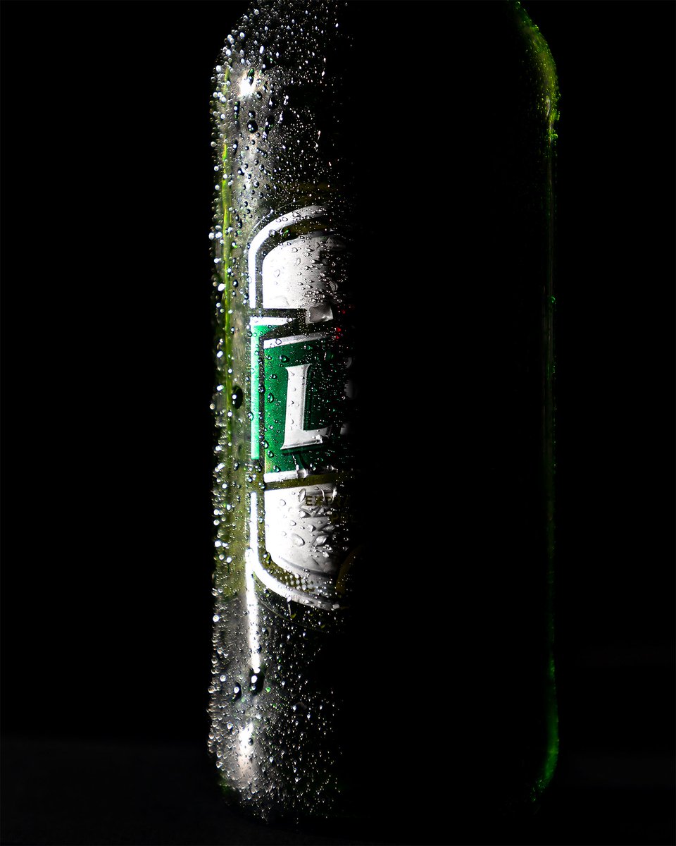 king2lare's tweet photo. 😍 DRINKS PHOTOGRAPHY 🔥

📷 : @king2lare_photography 
🍺 : @castlelitesa ❄ 🧊

#beer  #drinks #fridaydrinksphotography #drinkporn #godox #godoxlighting #godoxusergroup #godoxflash #canon #canonphotography #canonphoto #canoncamera #canonphotographers https://t.co/gjUF9ASapS