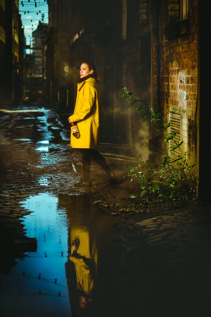 MacqueenPhoto's tweet image. On the rainy streets of Glasgow, #fashion campaign for WaterProof Whisky &amp;amp; Alexander Manufacturing (the last luxury coat makers in Scotland), showcasing 50 limited edition coats.  #FashionPhotography #scottishfashionphotographer #whisky 

Model:  @FrancescaFlynn_