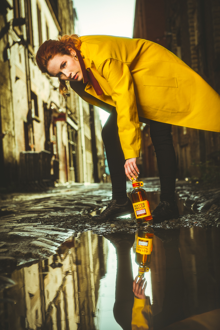 MacqueenPhoto's tweet image. On the rainy streets of Glasgow, #fashion campaign for WaterProof Whisky &amp;amp; Alexander Manufacturing (the last luxury coat makers in Scotland), showcasing 50 limited edition coats.  #FashionPhotography #scottishfashionphotographer #whisky 

Model:  @FrancescaFlynn_
