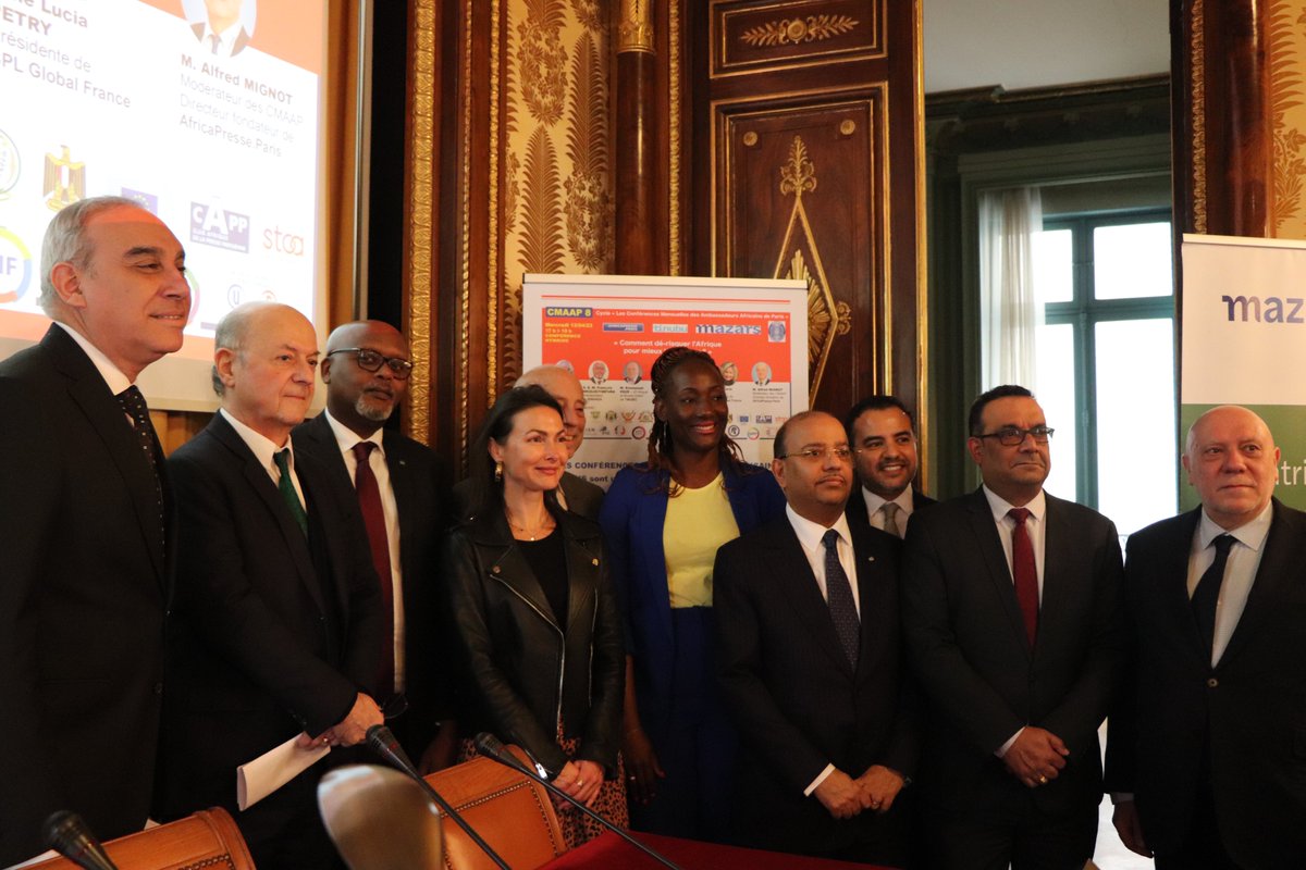 ASOutreMer's tweet photo. Un franc succès pour cette huitième édition du CMAAP, ce 12 avril, à l'Académie. Réflexion autour du thème "Comment dé-risquer l'Afrique pour mieux la financer ?"🌍. 
#CMMAP #colloque #Afrique #DEBAT #asom #asom100 #asom2023 https://t.co/CZLLftMqZQ