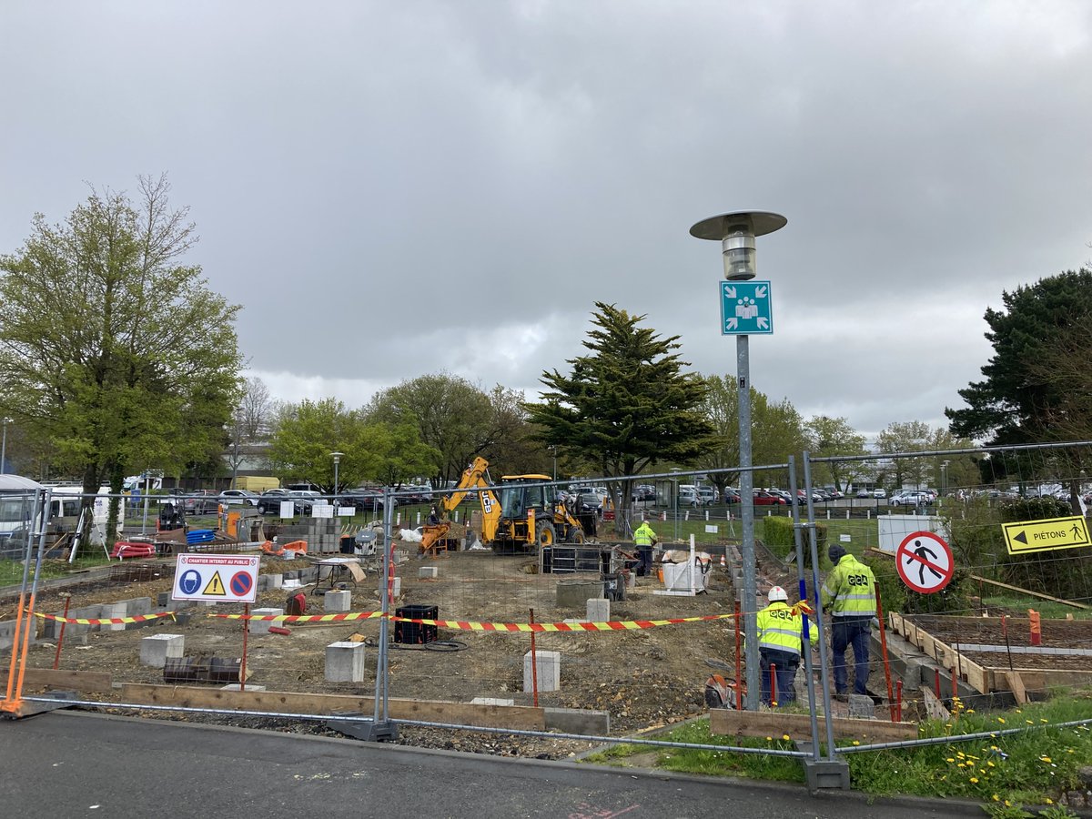 CHURennes's tweet photo. 🚧L'hôpital sud accueillera en sept. la🏠des #femmes de #Rennes: lieu d'accueil, d'écoute &amp; de #soins pour les ♀️ victimes de #violences porté par le CHU, l'Asfad &amp; @metropolerennes avec le soutien de @regionbretagne @ille_et_vilaine @ArsBretagne @KeringForWomen @FondsNominoe 🙏 https://t.co/XjxpCk7KI9