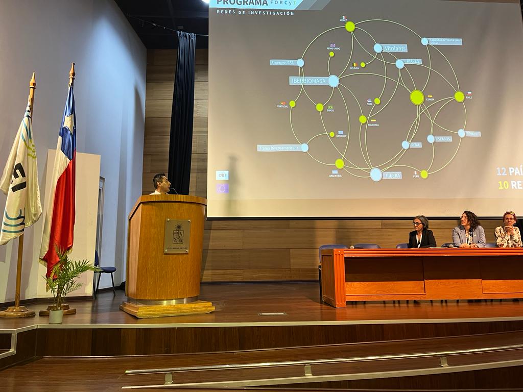 OEIMEX's tweet photo. 🗣El Mtro. Aldo Blanco Jarvio, coordinador de concertación y alianzas estratégicas en #OEIMEX, participa en este evento, realizando una sistematización de la cooperación científica del programa #FORCYT. https://t.co/i0SPmaThIS