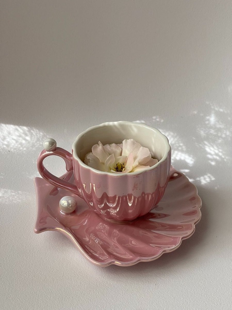 sweeteaclub's tweet photo. pearly ceramic tea cup https://t.co/1NjW8bX6Yu
