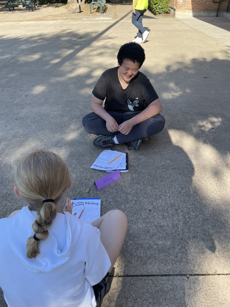 Lindsey Kauitzsch tweet media