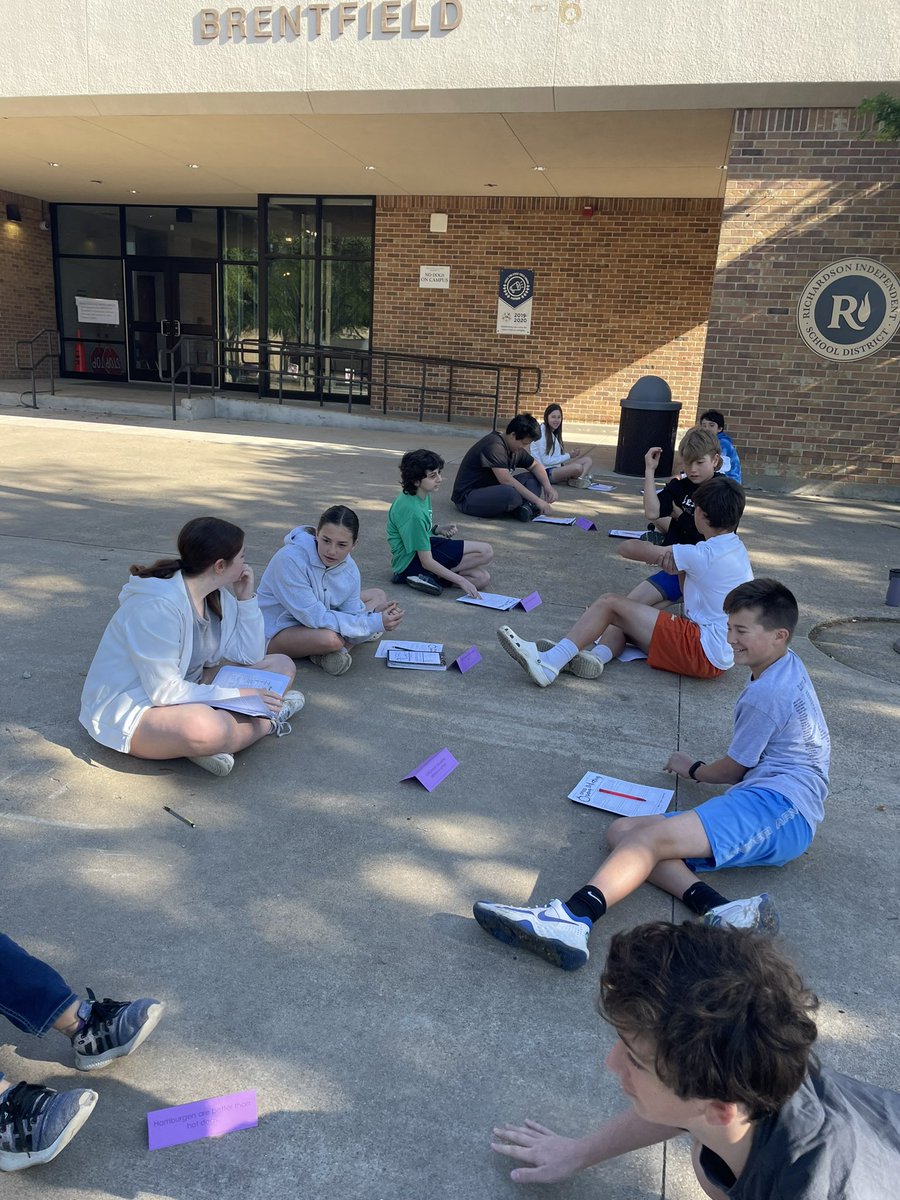 Lindsey Kauitzsch tweet media