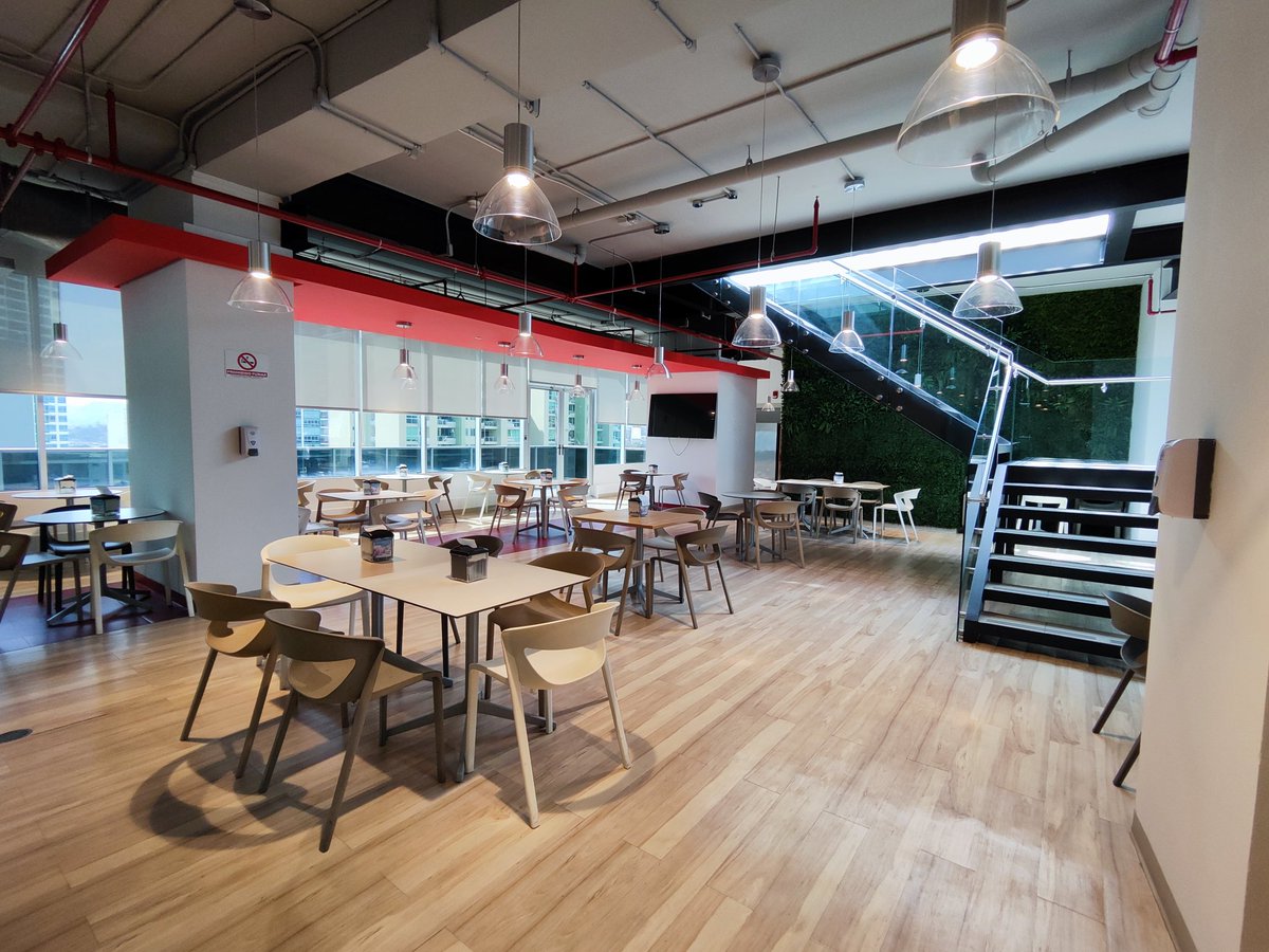 GrecosAE's tweet photo. Adecuaciones en Cafetería 😍
#panama #grecos #costadeleste #adecuaciones #remodelacion #pintura https://t.co/K6185vWe77