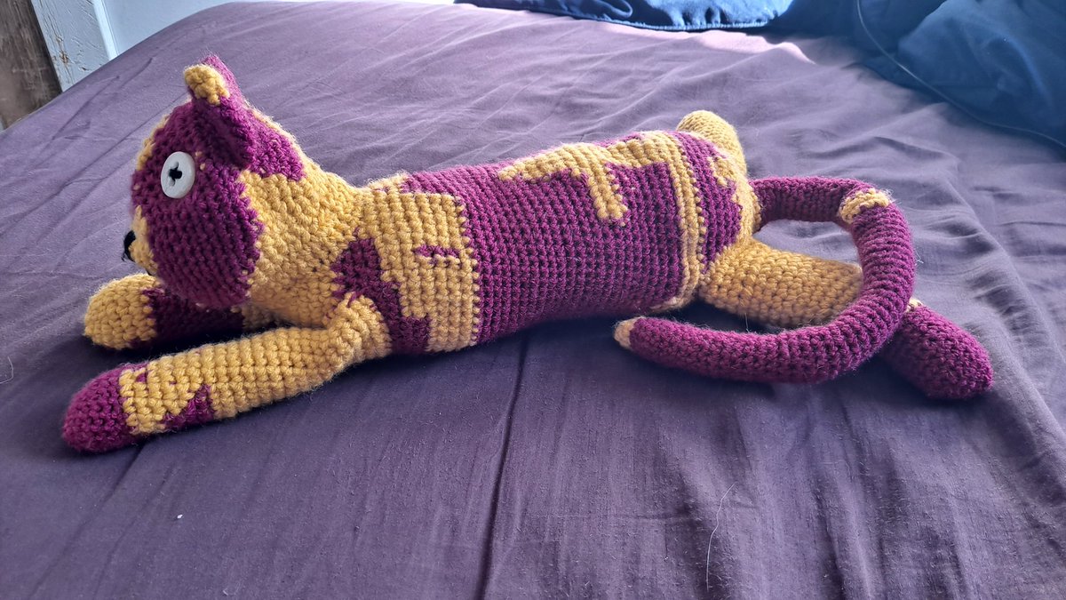 HandmadeHeartz's tweet photo. Cat plush draft V2: a stretched out and floppy girl. Not the end design but hey! It's progress!
This is my submission for #AutismAcceptanceMonth's #AutisticCreativeFestival's #InfiniTints prompts Unmasking Magenta AND AuTism Gold. 1/3 https://t.co/ylSQ2UES8J