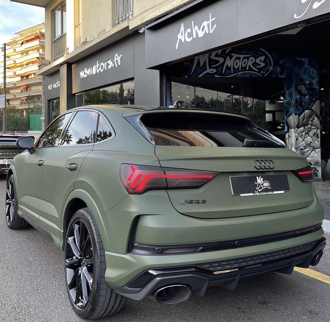 motorforms's tweet photo. AUDI RSQ3 🍑 https://t.co/sZjRwcAEFD