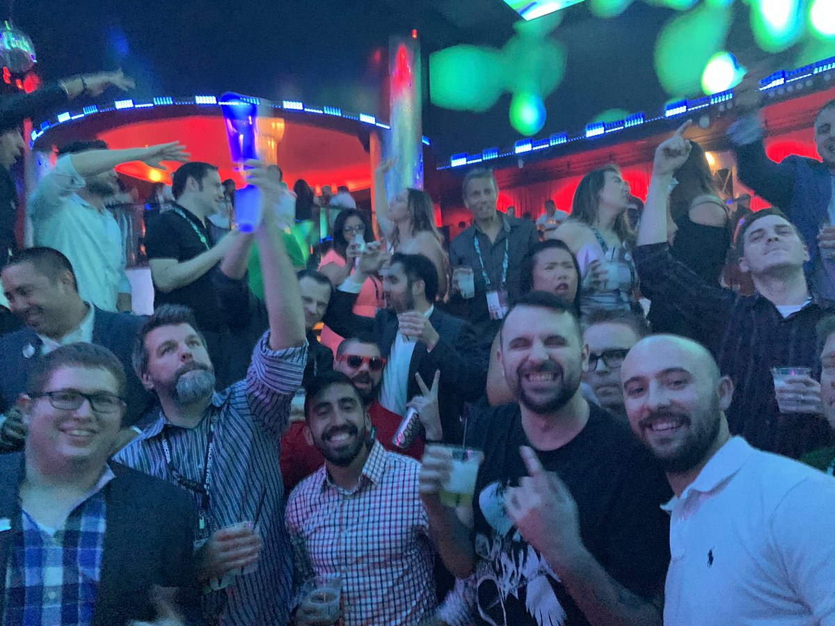 glidefast's tweet image. Another throwback to #Knowledge19 🎉 Info about our GlideFast party at #Knowledge23 coming soon, stay tuned! 😉