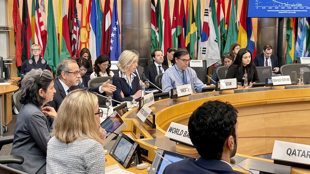 WBG_Education's tweet photo. 🌐@WorldBank EVENT | “Effective Public Spending on #Education: Lesson from Country Experiences”

@JaimeSaavedra22 explaining major financing challenges &amp; actions to mobilize/use more resources for education more effectively &amp; equitably. 

#ReshapingDevelopment #EndLearningPoverty https://t.co/c52bxJpwSY