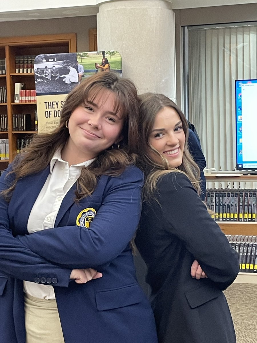 HannahLittle's tweet photo. Another day of phenomenal Senior Symposium! #classof2023 #seniorcapstoneproject @thewebbschool https://t.co/avPxcp4tHV