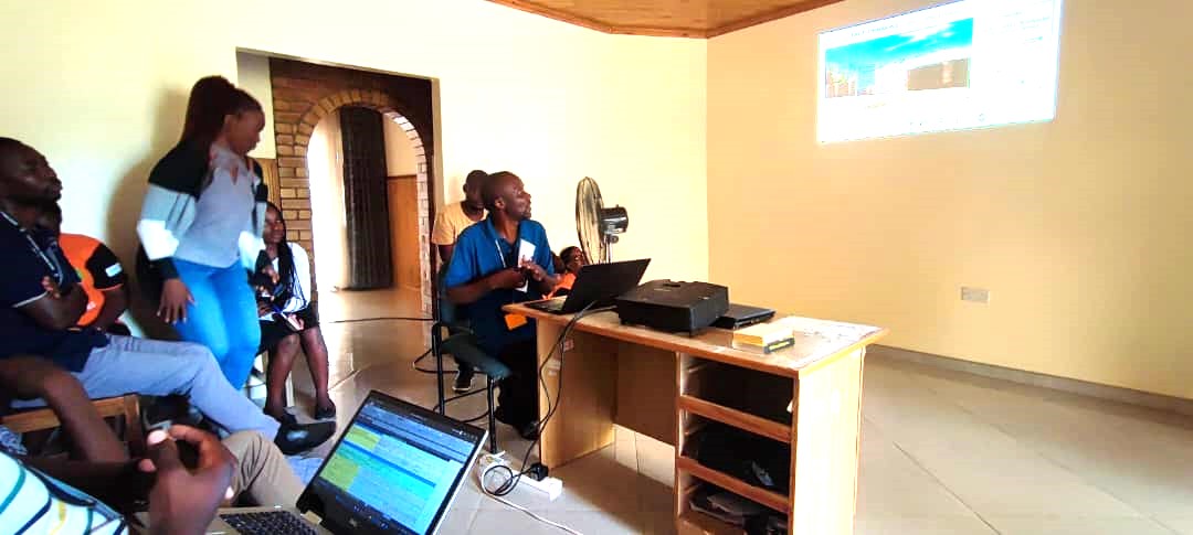 FACTzim's tweet image. #Ongoing- @FACTzim Monitoring, Evaluation, Accountability and Learning (MEAL) team is conducting Routine Data Quality Assessment (RDQA) of PEPFAR/@UsaidZimbabwe funded SPACE for OVC in Gutu, Chivi, Chiredzi and Mwenezi districts. 
#dataqualityassessment