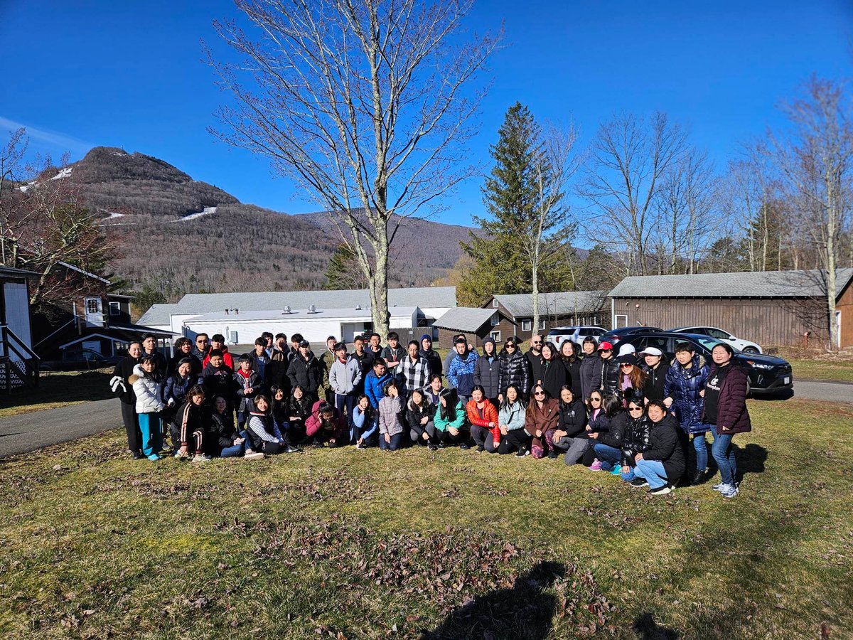 CampLoyaltown's tweet photo. Shout out to The Giving Tree Family, a Long Island-based nonprofit, for helping Camp Loyaltown for the past 12 years to prepare the grounds for the summer season! 🏕️
#DoGoodFeelGood #Volunteering #SpringCleaning #UpstateNewYork #DisabilityCamp https://t.co/FvLR0SFrJf